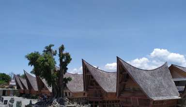Perumahan adat Batak di Huta Siallagan | Foto asmarainjogja.id, Asmara Dewo